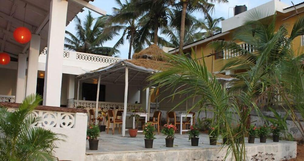 Ocean View Goan Beach House Calangute Exterior photo