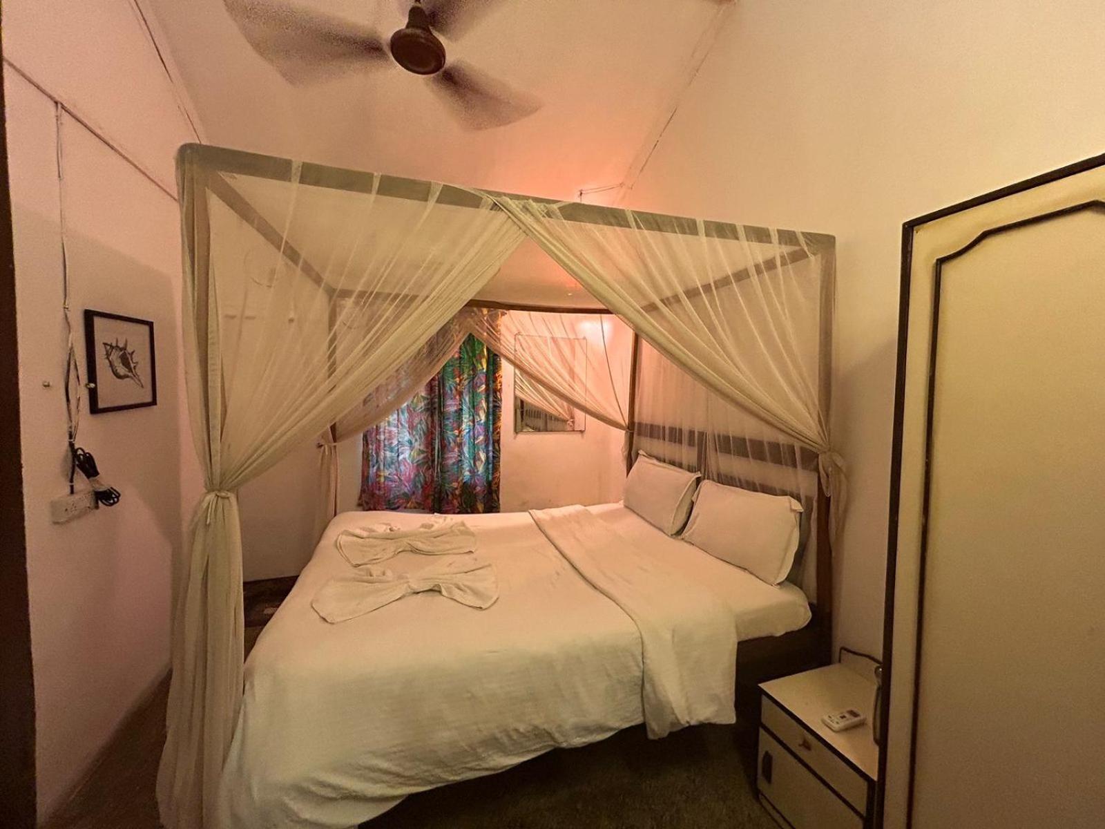 Ocean View Goan Beach House Calangute Exterior photo