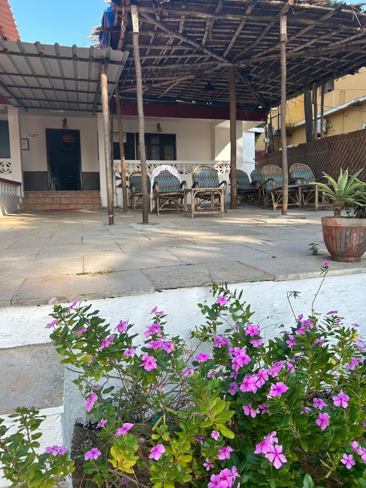 Ocean View Goan Beach House Calangute Exterior photo